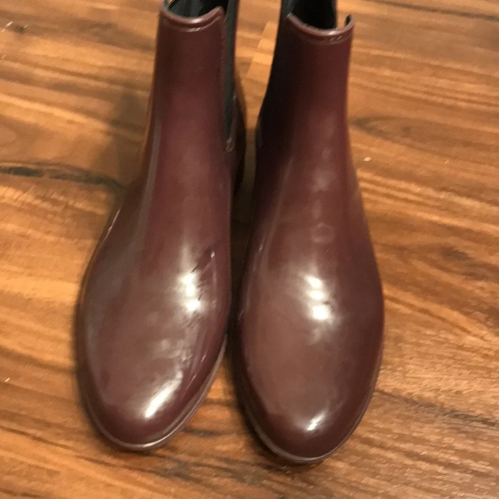 Sam Edelman plum purple Chelsea-style rain boots size 10 - non-leather